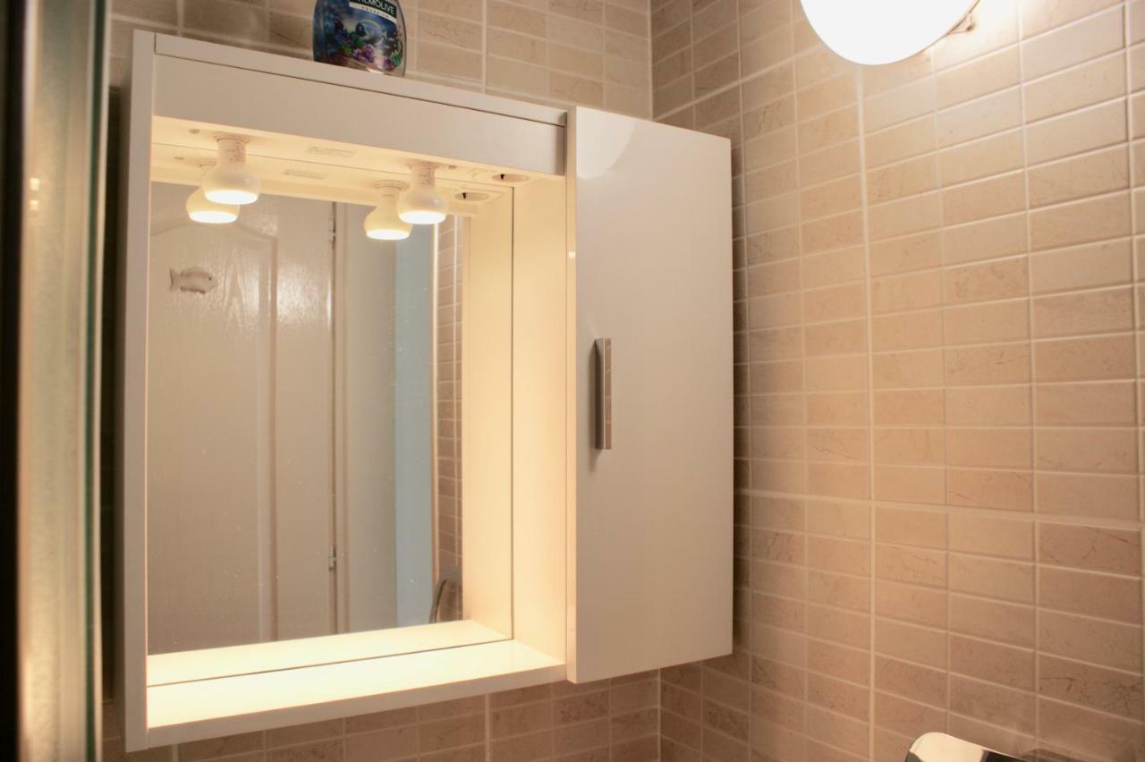 Studio Apartments Morinj 外观 照片